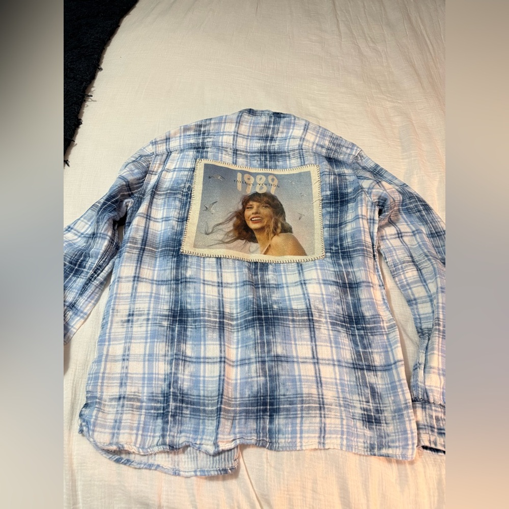 Blue Plaid Shirt Swiftie 1989 graphic